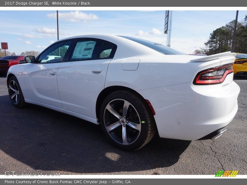 White Knuckle / Black 2017 Dodge Charger SE