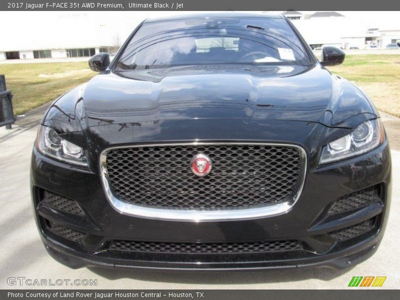 Ultimate Black / Jet 2017 Jaguar F-PACE 35t AWD Premium