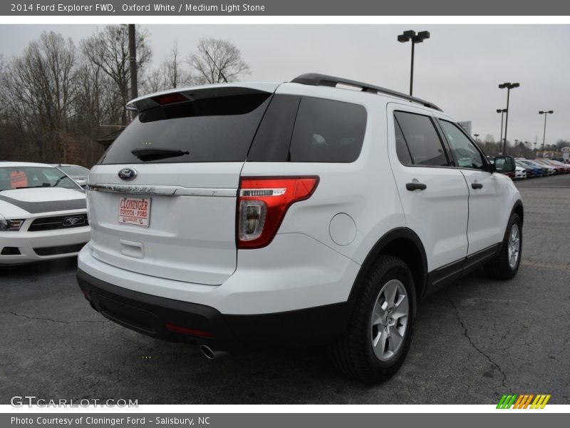 Oxford White / Medium Light Stone 2014 Ford Explorer FWD