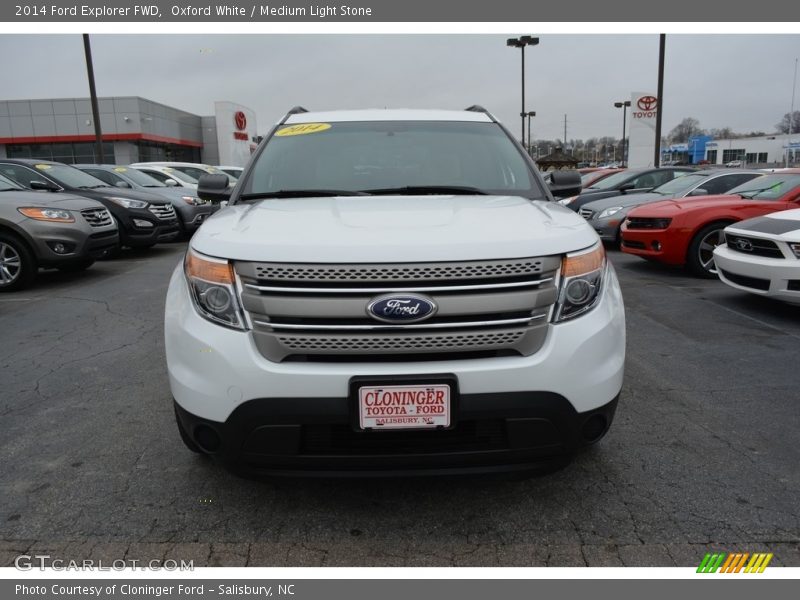 Oxford White / Medium Light Stone 2014 Ford Explorer FWD