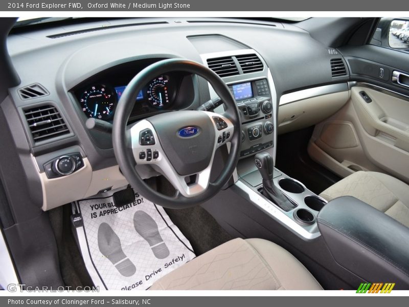Oxford White / Medium Light Stone 2014 Ford Explorer FWD