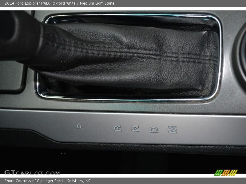 Oxford White / Medium Light Stone 2014 Ford Explorer FWD