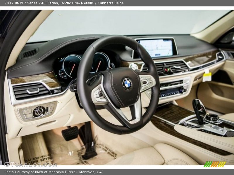 Dashboard of 2017 7 Series 740i Sedan