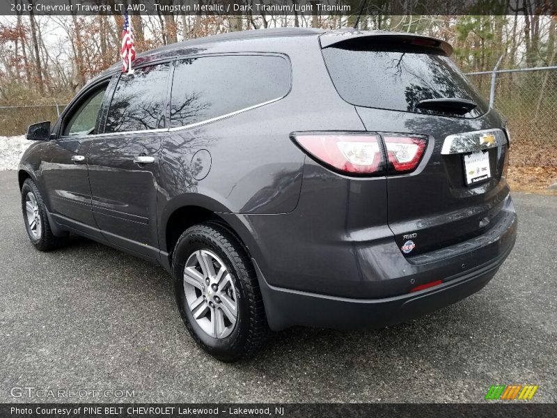 Tungsten Metallic / Dark Titanium/Light Titanium 2016 Chevrolet Traverse LT AWD