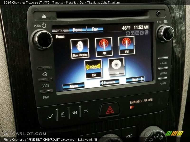 Tungsten Metallic / Dark Titanium/Light Titanium 2016 Chevrolet Traverse LT AWD