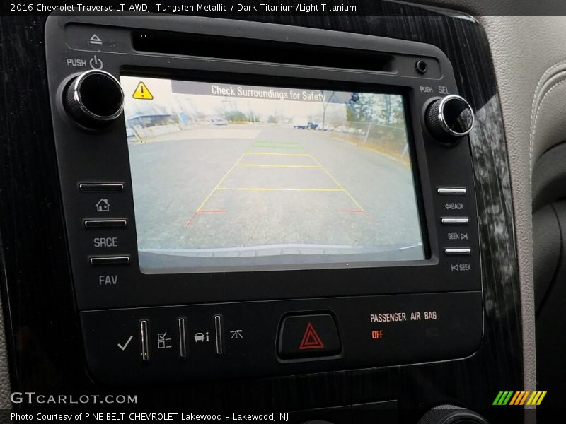 Tungsten Metallic / Dark Titanium/Light Titanium 2016 Chevrolet Traverse LT AWD