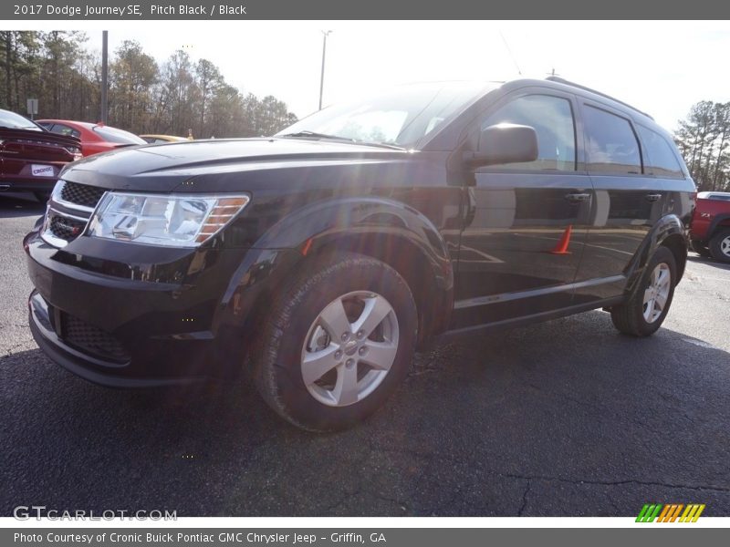 Pitch Black / Black 2017 Dodge Journey SE