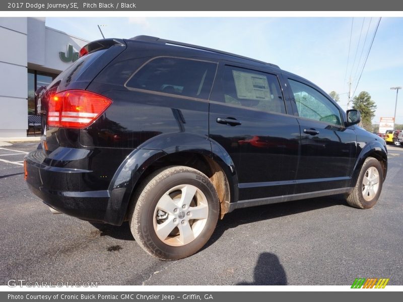 Pitch Black / Black 2017 Dodge Journey SE