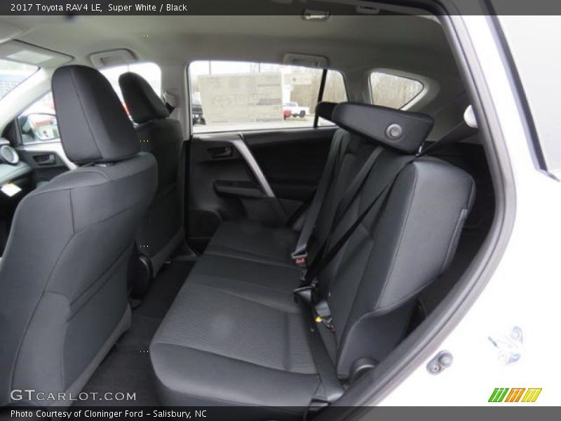 Super White / Black 2017 Toyota RAV4 LE