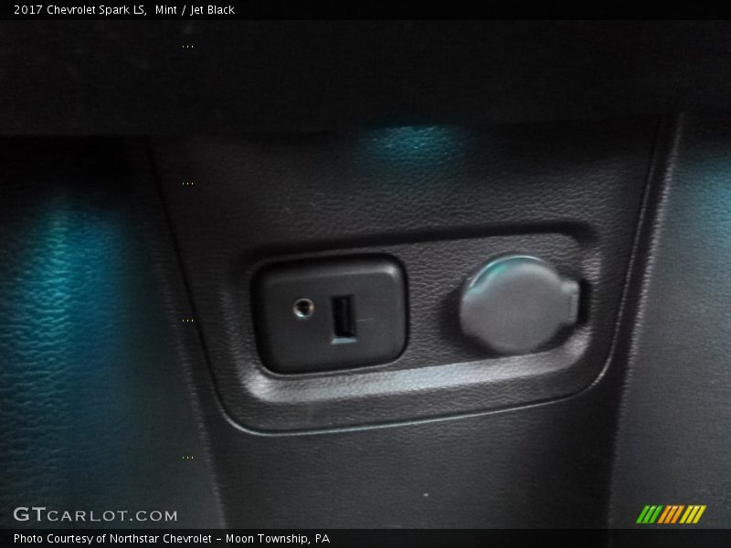 Mint / Jet Black 2017 Chevrolet Spark LS