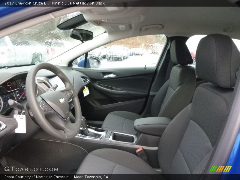 Kinetic Blue Metallic / Jet Black 2017 Chevrolet Cruze LT