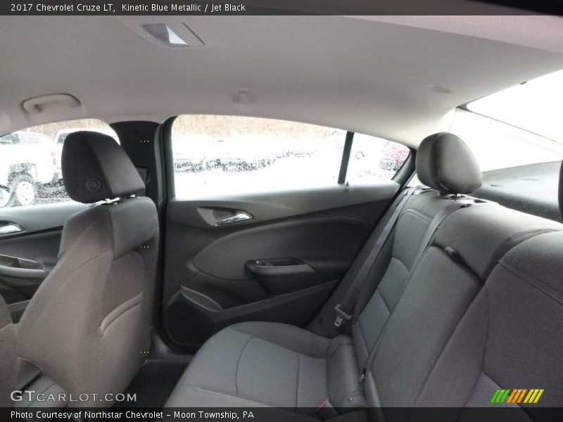 Kinetic Blue Metallic / Jet Black 2017 Chevrolet Cruze LT