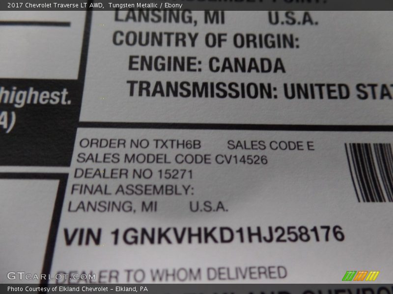Tungsten Metallic / Ebony 2017 Chevrolet Traverse LT AWD