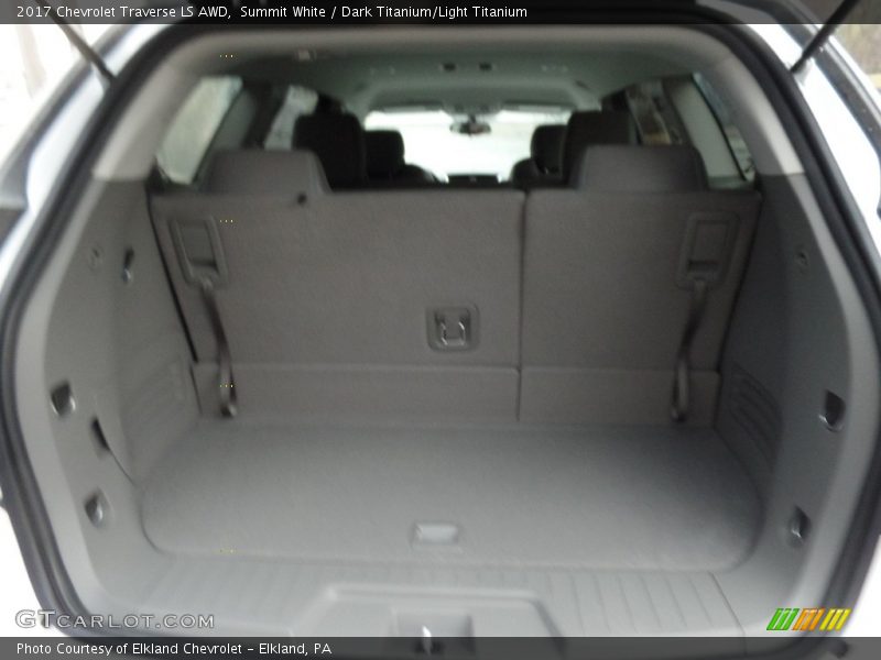 Summit White / Dark Titanium/Light Titanium 2017 Chevrolet Traverse LS AWD