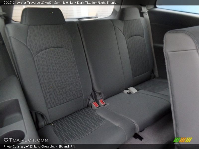 Summit White / Dark Titanium/Light Titanium 2017 Chevrolet Traverse LS AWD