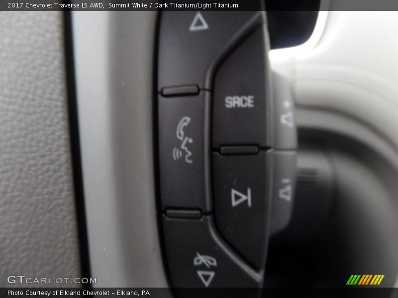 Summit White / Dark Titanium/Light Titanium 2017 Chevrolet Traverse LS AWD