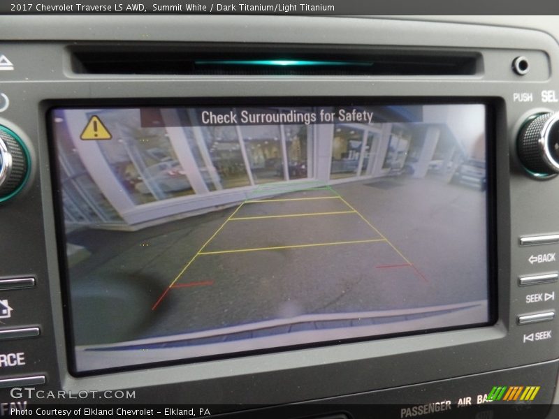 Summit White / Dark Titanium/Light Titanium 2017 Chevrolet Traverse LS AWD