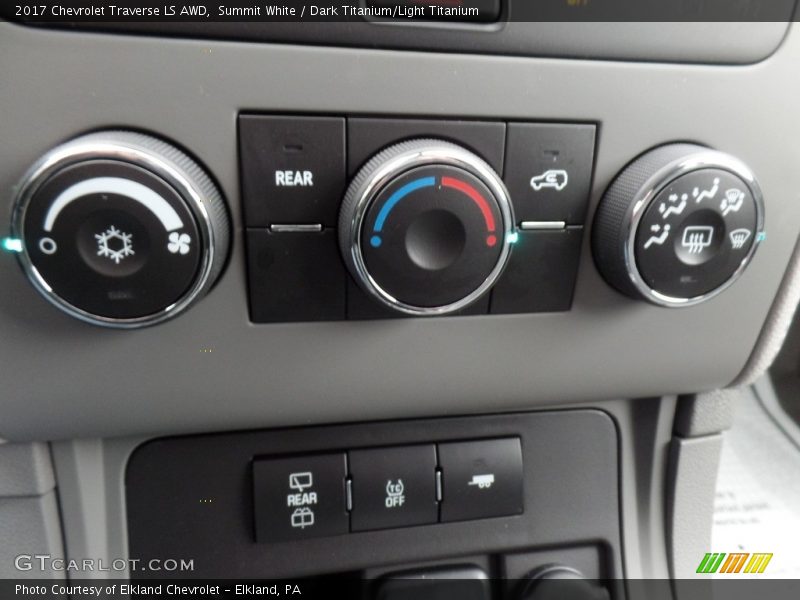 Summit White / Dark Titanium/Light Titanium 2017 Chevrolet Traverse LS AWD