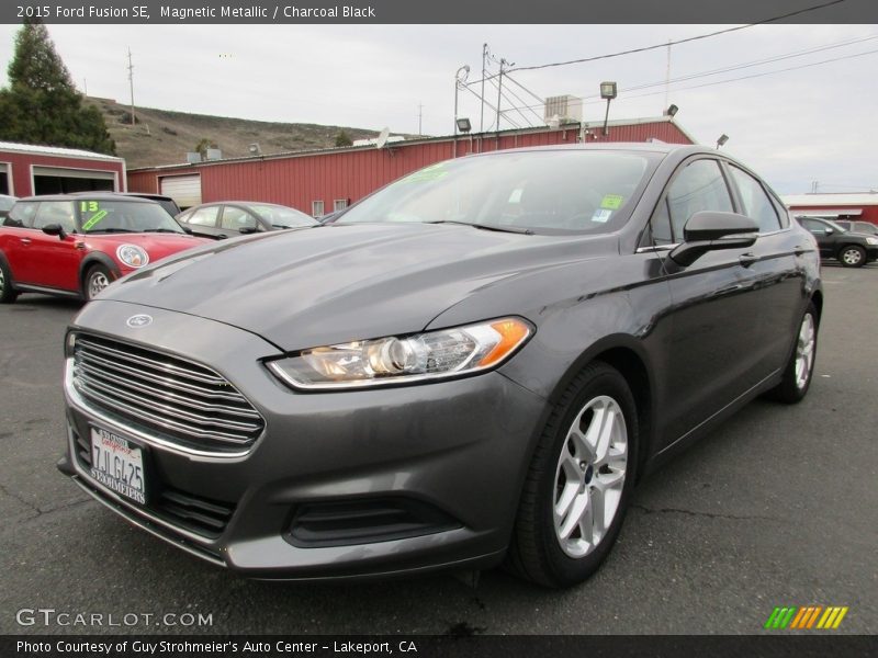 Magnetic Metallic / Charcoal Black 2015 Ford Fusion SE