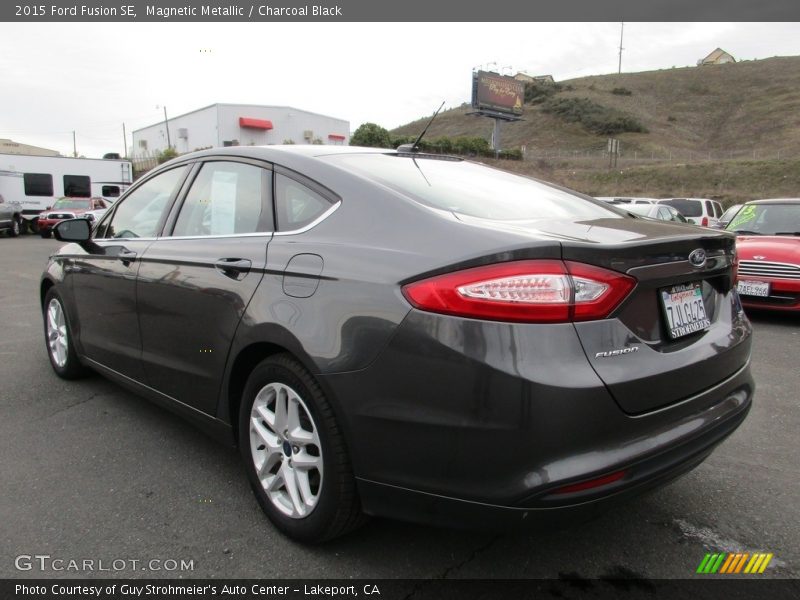 Magnetic Metallic / Charcoal Black 2015 Ford Fusion SE