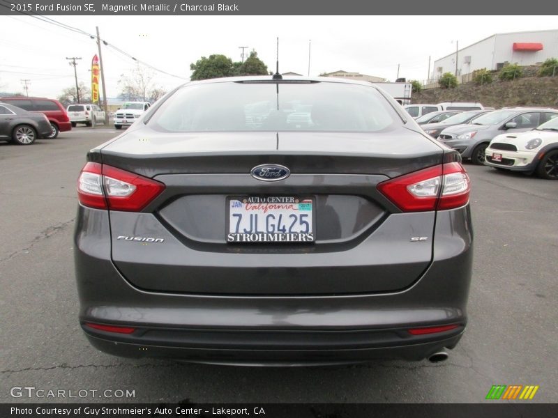 Magnetic Metallic / Charcoal Black 2015 Ford Fusion SE