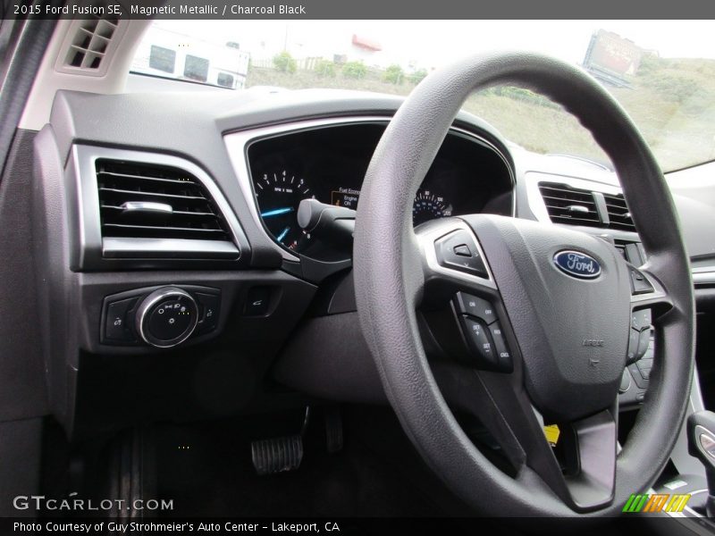 Magnetic Metallic / Charcoal Black 2015 Ford Fusion SE