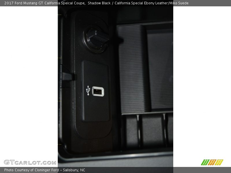Shadow Black / California Special Ebony Leather/Miko Suede 2017 Ford Mustang GT California Speical Coupe