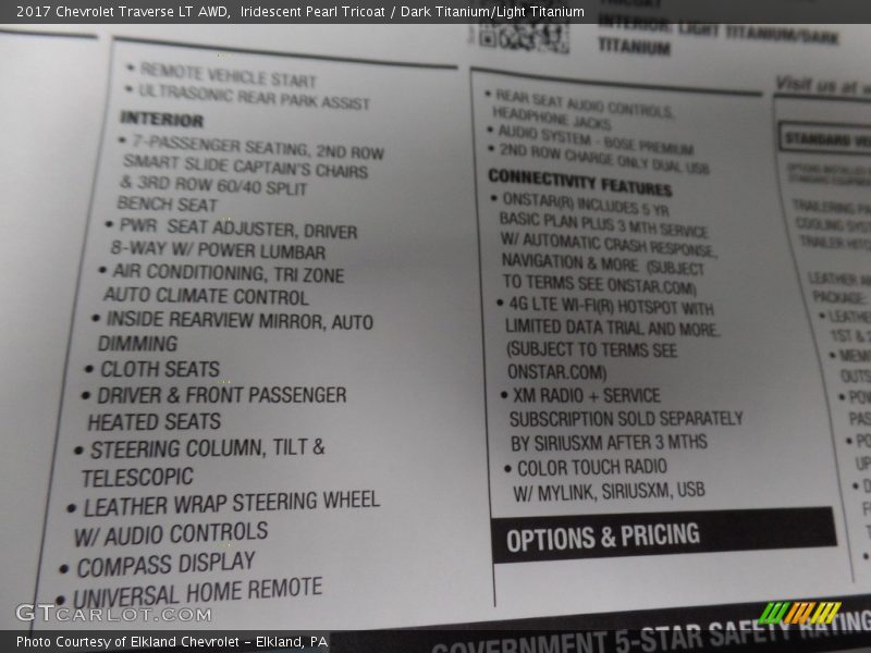 Iridescent Pearl Tricoat / Dark Titanium/Light Titanium 2017 Chevrolet Traverse LT AWD