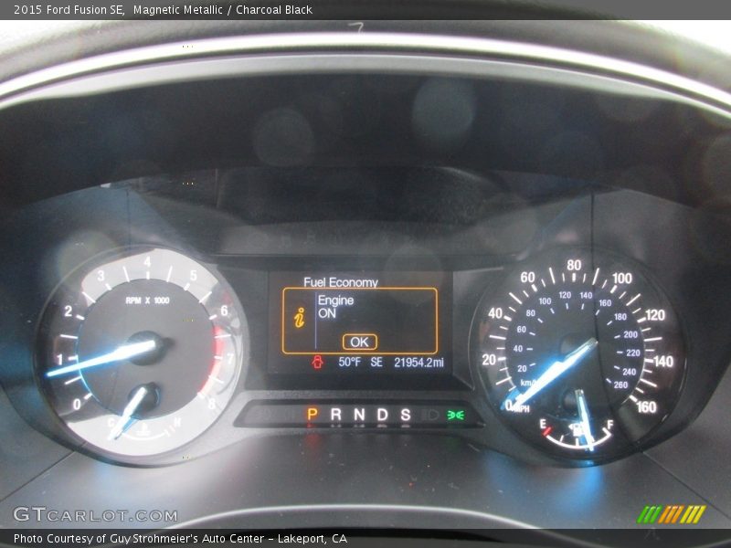 Magnetic Metallic / Charcoal Black 2015 Ford Fusion SE