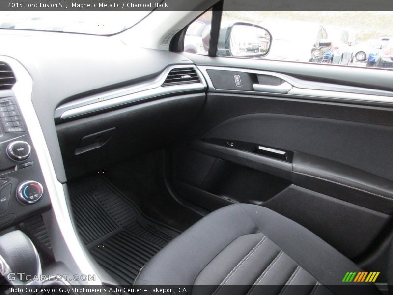 Magnetic Metallic / Charcoal Black 2015 Ford Fusion SE
