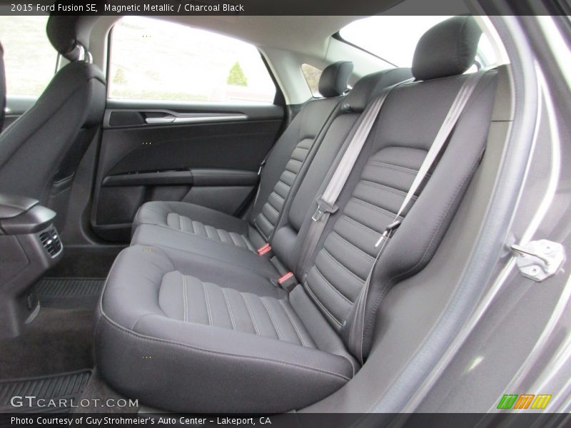 Magnetic Metallic / Charcoal Black 2015 Ford Fusion SE