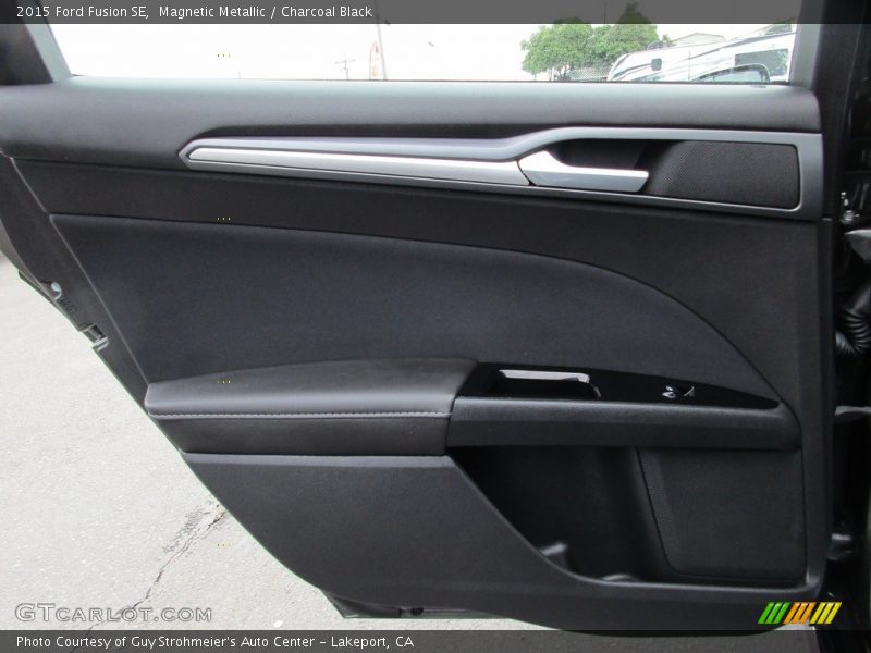 Magnetic Metallic / Charcoal Black 2015 Ford Fusion SE