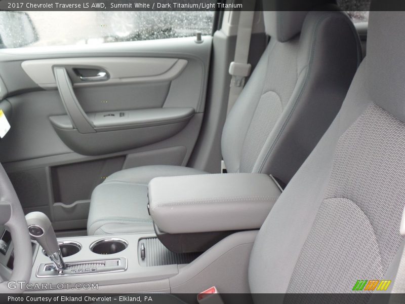 Summit White / Dark Titanium/Light Titanium 2017 Chevrolet Traverse LS AWD