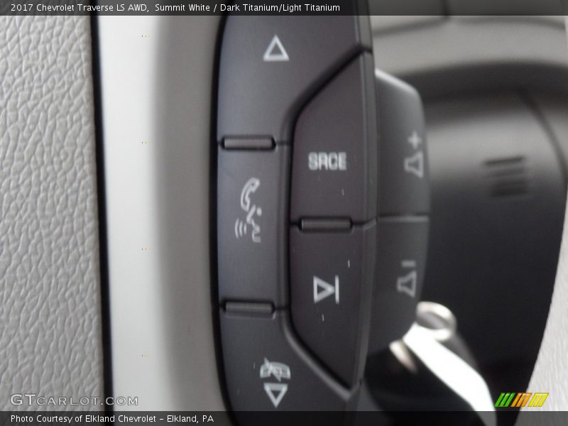 Summit White / Dark Titanium/Light Titanium 2017 Chevrolet Traverse LS AWD