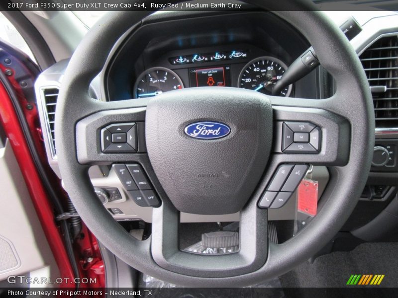  2017 F350 Super Duty XLT Crew Cab 4x4 Steering Wheel