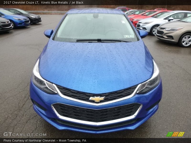 Kinetic Blue Metallic / Jet Black 2017 Chevrolet Cruze LT