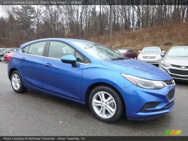 Kinetic Blue Metallic / Jet Black 2017 Chevrolet Cruze LT