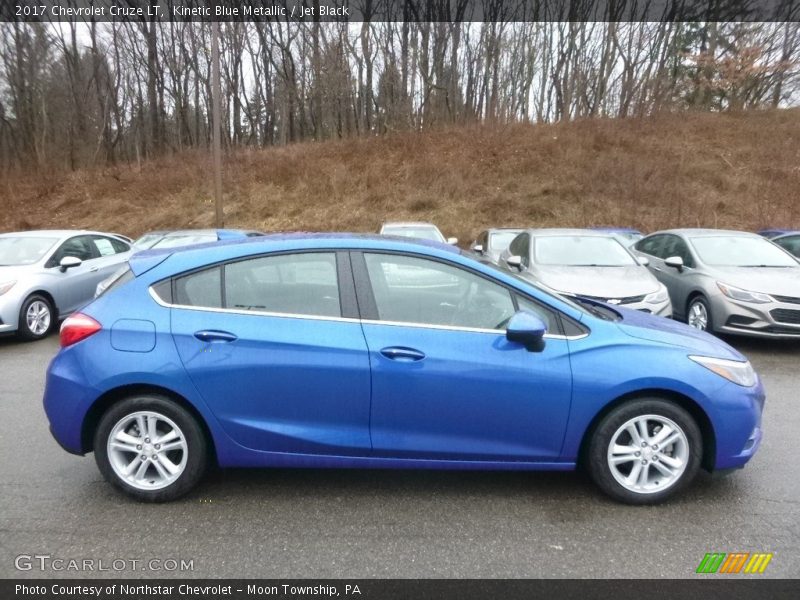 Kinetic Blue Metallic / Jet Black 2017 Chevrolet Cruze LT