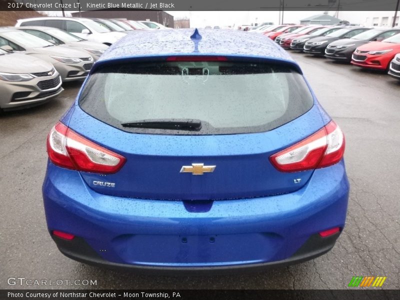 Kinetic Blue Metallic / Jet Black 2017 Chevrolet Cruze LT