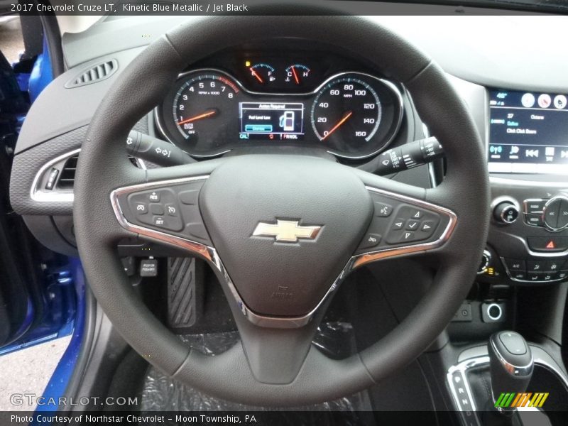 Kinetic Blue Metallic / Jet Black 2017 Chevrolet Cruze LT