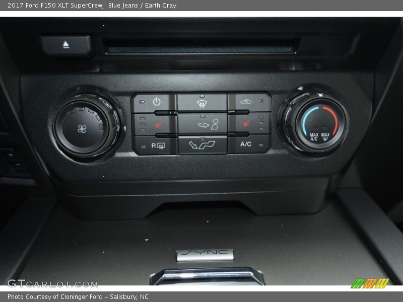 Controls of 2017 F150 XLT SuperCrew