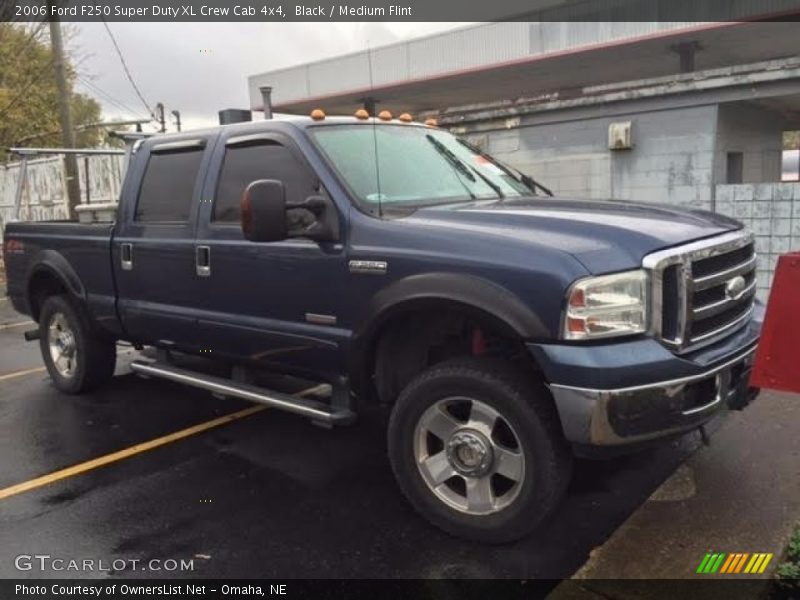 Black / Medium Flint 2006 Ford F250 Super Duty XL Crew Cab 4x4