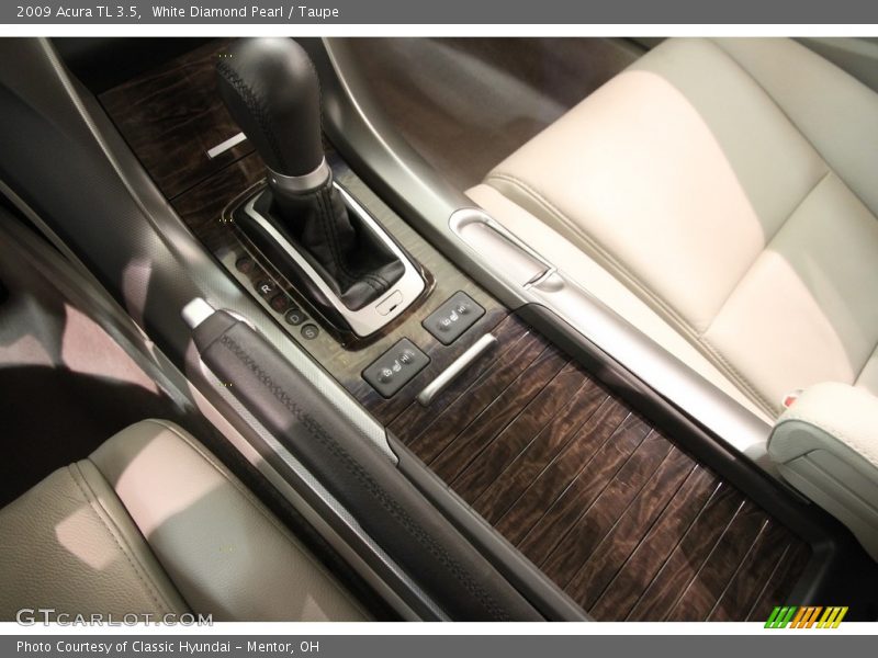 White Diamond Pearl / Taupe 2009 Acura TL 3.5