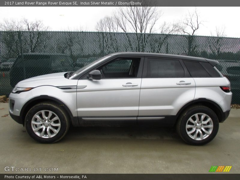 Indus Silver Metallic / Ebony/Ebony 2017 Land Rover Range Rover Evoque SE