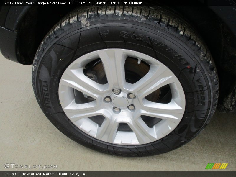 Narvik Black / Cirrus/Lunar 2017 Land Rover Range Rover Evoque SE Premium