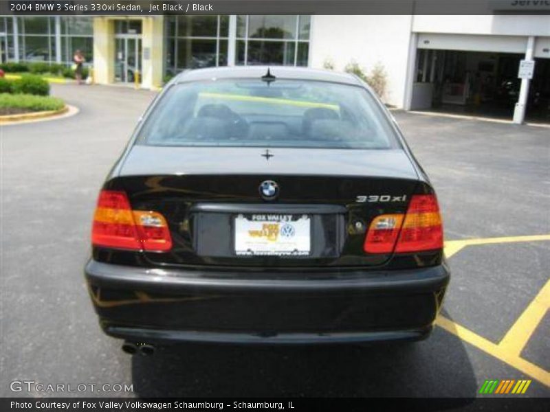 Jet Black / Black 2004 BMW 3 Series 330xi Sedan