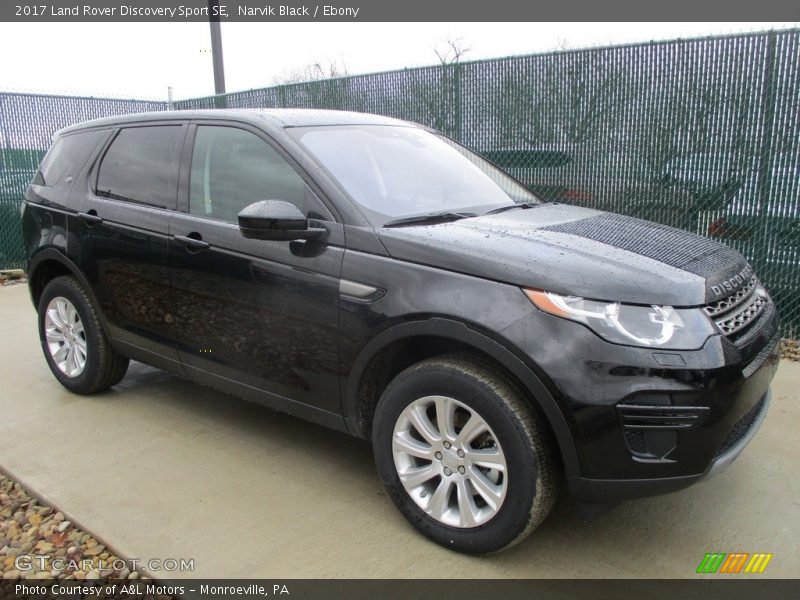 Narvik Black / Ebony 2017 Land Rover Discovery Sport SE