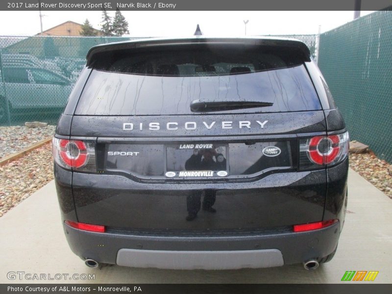 Narvik Black / Ebony 2017 Land Rover Discovery Sport SE