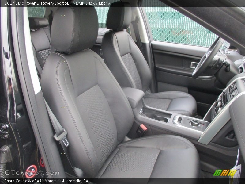 Narvik Black / Ebony 2017 Land Rover Discovery Sport SE