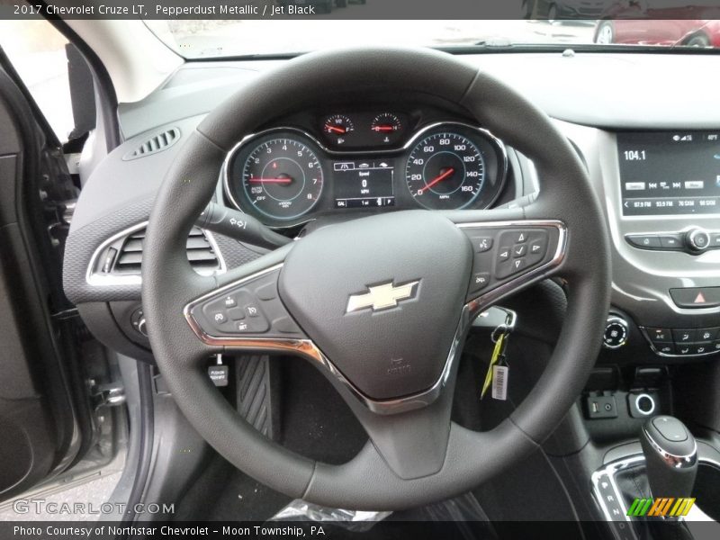 Pepperdust Metallic / Jet Black 2017 Chevrolet Cruze LT